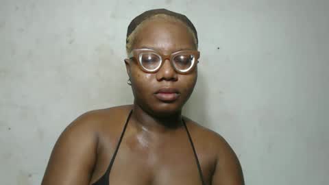 Snapshot of nastyhairy7 chatting on 11/02/25, 05:10 nastyhairy7 online show from 11/02/25, 05:10