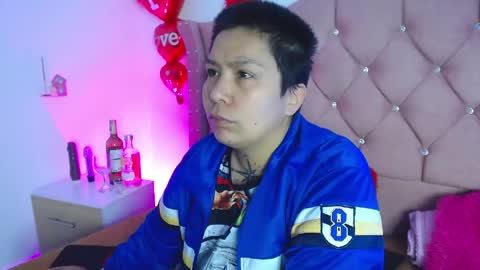 nat_evans8 online show from 05/09/26, 04:39