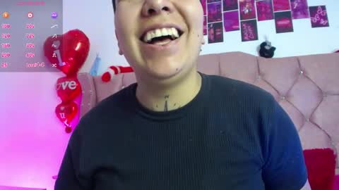 nat_evans8 online show from 05/15/26, 04:08