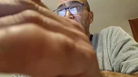 nata1974 online show from 11/18/25, 07:51