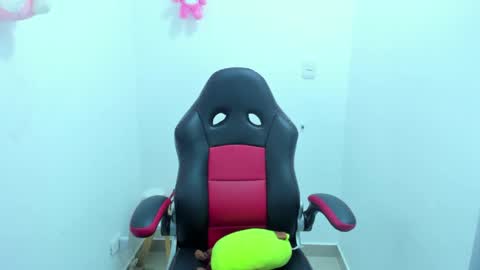 Karo online show from 05/15/26, 02:18