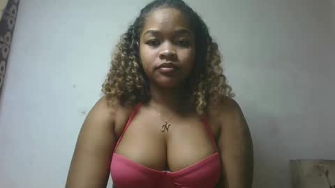 natachazz online show from 05/08/26, 09:03