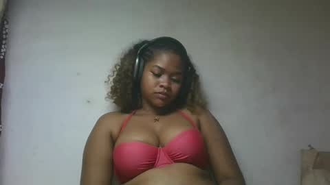 natachazz online show from 05/08/26, 09:42