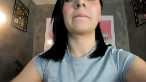 Snapshot of nataharpers_dh chatting on 05/13/26, 04:43 NATA online show from 05/13/26, 04:43
