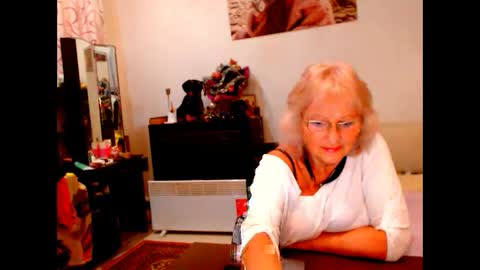 natali online show from 01/08/25, 09:01