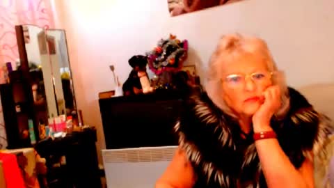 natali online show from 01/11/25, 09:36