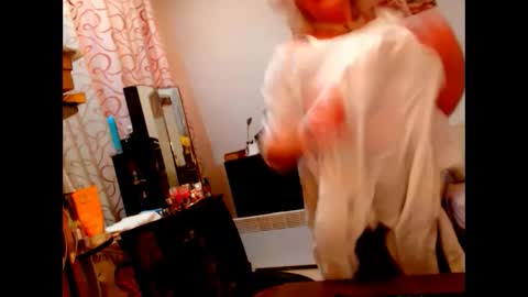 natali online show from 02/21/25, 08:05