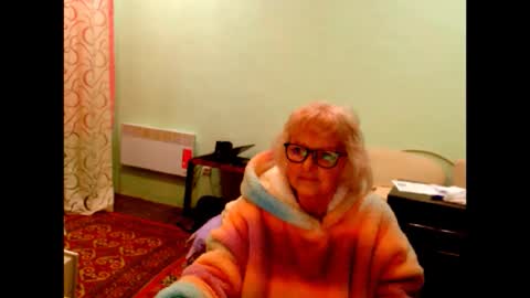 natali online show from 03/25/26, 10:05