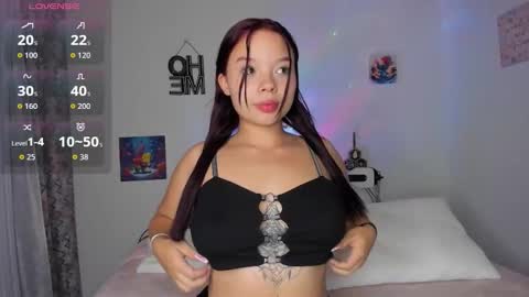 NATALIA  online show from 11/23/25, 02:11