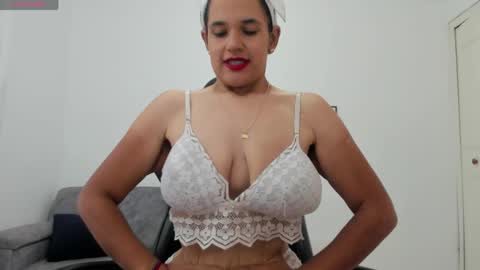 Nathalia online show from 04/16/26, 05:58
