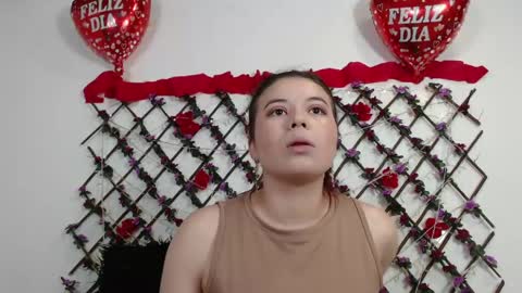 Snapshot of natalia_walker chatting on 05/04/26, 02:35 Natalia Walker online show from 05/04/26, 02:35