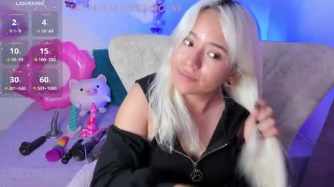 Snapshot of nataliahenao_69 chatting on 03/15/26, 03:56 Nataliua Henao online show from 03/15/26, 03:56