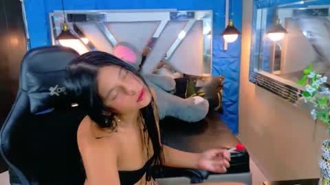 nataliatompsonx1 online show from 09/08/25, 07:35