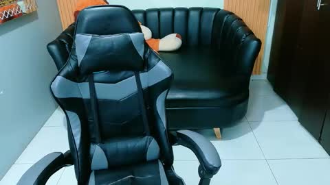 nataliatompsonx1 online show from 11/02/25, 08:22