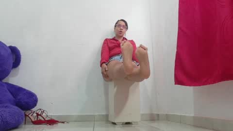 nataliavela online show from 04/15/26, 06:59