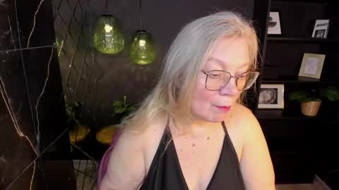 Snapshot of natalicloud chatting on 02/06/26, 04:21 NataliCloud online show from 02/06/26, 04:21