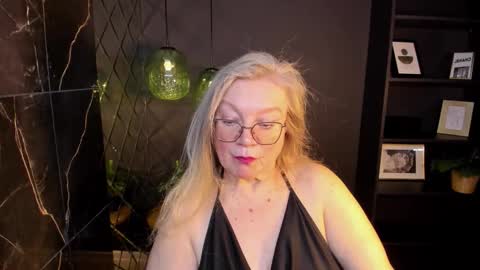 Snapshot of natalicloud chatting on 02/21/26, 01:34 NataliCloud online show from 02/21/26, 01:34