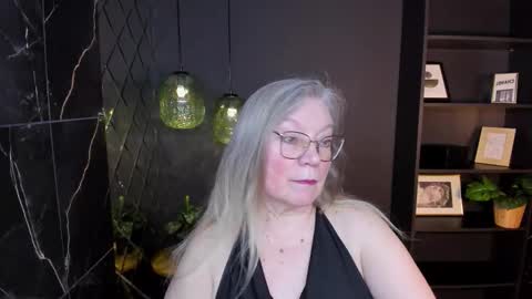 Snapshot of natalicloud chatting on 02/28/26, 01:56 NataliCloud online show from 02/28/26, 01:56