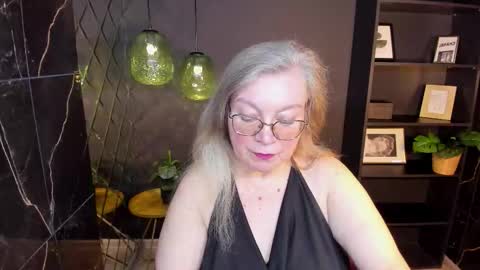 Snapshot of natalicloud chatting on 03/04/26, 01:28 NataliCloud online show from 03/04/26, 01:28