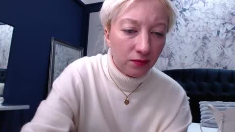 Snapshot of natalie_bitton chatting on 01/11/26, 10:42 Natalie online show from 01/11/26, 10:42