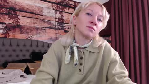 Snapshot of natalie_bitton chatting on 02/05/26, 06:18 Natalie online show from 02/05/26, 06:18