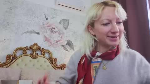Snapshot of natalie_bitton chatting on 03/22/26, 06:28 Natalie online show from 03/22/26, 06:28