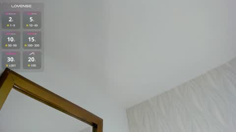 Snapshot of natalie_fox__ chatting on 07/03/26, 11:27 Naty online show from 07/03/26, 11:27