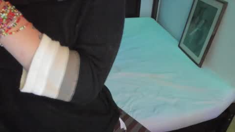 Snapshot of nataliehot2 chatting on 01/15/26, 05:01 nat online show from 01/15/26, 05:01