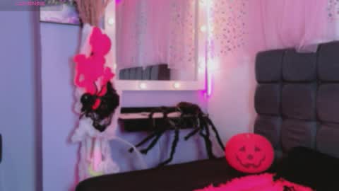 natalliapradas online show from 10/27/25, 05:06