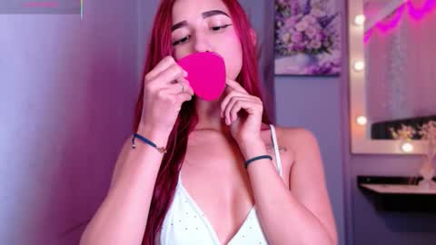 natalliapradas online show from 11/15/25, 03:52