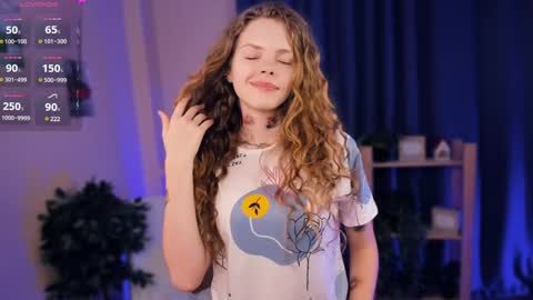 Snapshot of nataly_hello chatting on 01/29/25, 05:09 Natalie online show from 01/29/25, 05:09