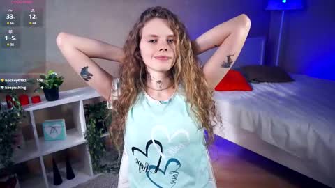 Snapshot of nataly_hello chatting on 02/23/25, 08:28 Natalie online show from 02/23/25, 08:28