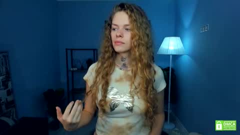 Snapshot of nataly_hello chatting on 12/01/25, 05:01 Natalie online show from 12/01/25, 05:01