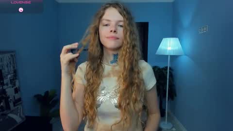 Snapshot of nataly_hello chatting on 02/02/26, 05:06 Natalie online show from 02/02/26, 05:06