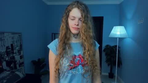 Snapshot of nataly_hello chatting on 02/13/26, 05:25 Natalie online show from 02/13/26, 05:25