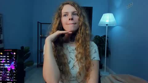 Snapshot of nataly_hello chatting on 02/15/26, 07:51 Natalie online show from 02/15/26, 07:51