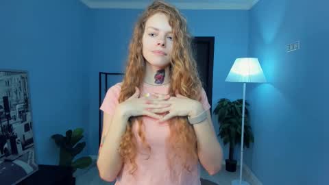 Snapshot of nataly_hello chatting on 02/16/26, 05:14 Natalie online show from 02/16/26, 05:14