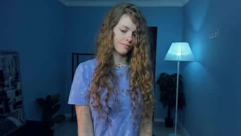 Snapshot of nataly_hello chatting on 02/20/26, 06:26 Natalie online show from 02/20/26, 06:26