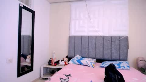 Snapshot of nataly_mcry chatting on 01/09/26, 04:21 NATALY online show from 01/09/26, 04:21