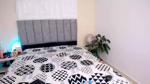 Snapshot of nataly_mcry chatting on 01/17/26, 10:57 NATALY online show from 01/17/26, 10:57