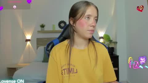 Snapshot of nataly_rodri chatting on 02/26/26, 02:32 Nataly online show from 02/26/26, 02:32