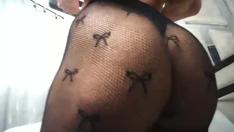 Natalye foster online show from 02/11/25, 07:05