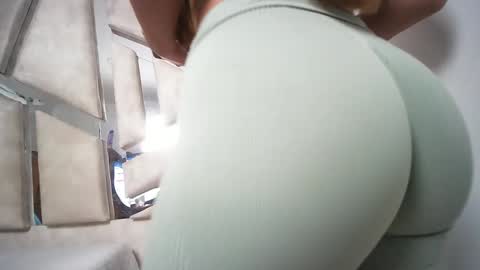 Natalye foster online show from 02/12/25, 08:07