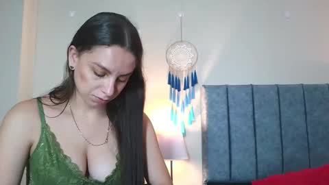 Snapshot of natalyguzman26 chatting on 04/02/26, 11:19 Nataly online show from 04/02/26, 11:19