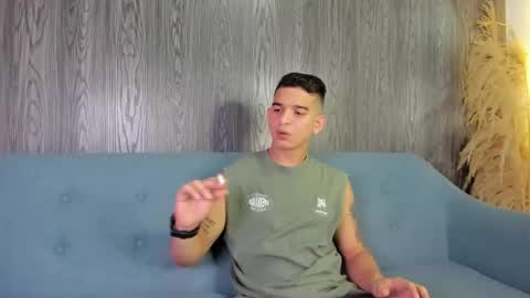 Snapshot of natan_77 chatting on 01/12/26, 02:06 natan_77 online show from 01/12/26, 02:06