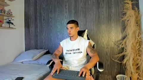 Snapshot of natan_77 chatting on 04/08/26, 10:21 natan_77 online show from 04/08/26, 10:21