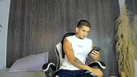 Snapshot of natan_77 chatting on 05/08/26, 11:26 natan_77 online show from 05/08/26, 11:26