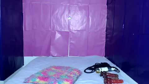 Snapshot of natascha_2023 chatting on 01/22/25, 01:20 natascha_2023 online show from 01/22/25, 01:20