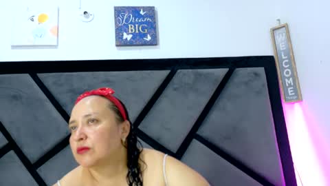 Natasha online show from 06/29/26, 10:43