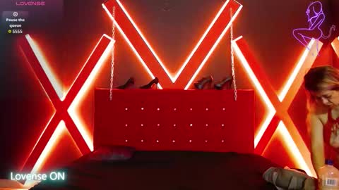 Snapshot of natasha_699 chatting on 09/20/25, 07:26 Natasha online show from 09/20/25, 07:26